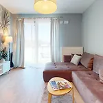 Dmowskiego Downtown Residence By Wroapart Pl